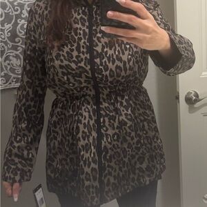 Jones New York Leopard Rain Parka in a Pocket